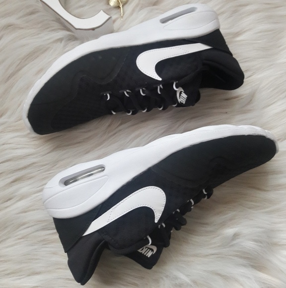 NEW Nike Air Max Sasha - Picture 5 of 6